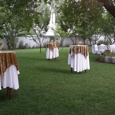 Dushanbe Serena Hotel Exterior foto