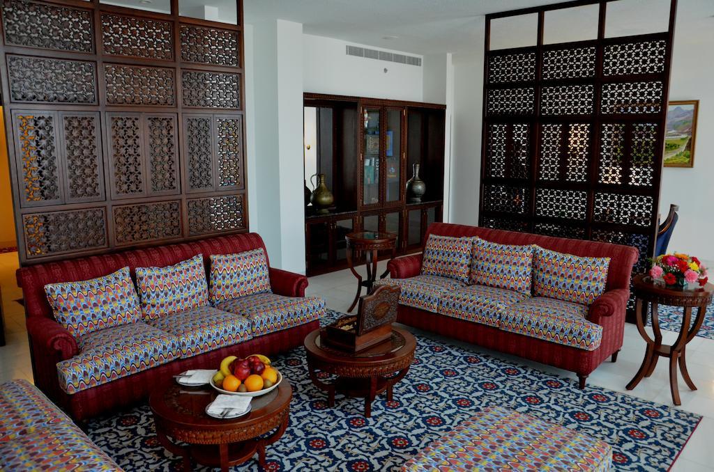 Dushanbe Serena Hotel Exterior foto